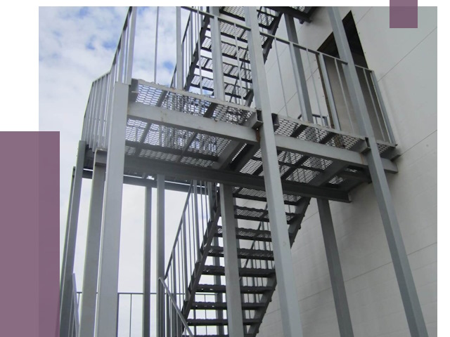 Монтаж пожарных лестниц в Мурманске от 7814 руб.