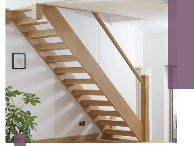 Изготовление деревянных лестниц под ключ в Мурманске для дома