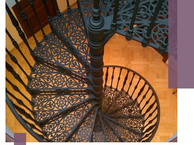 Винтовые лестницы под ключ в Мурманске: производство и монтаж