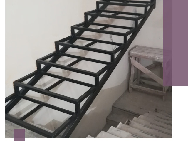 Демонтаж лестниц на металлокаркасе в Мурманске: быстрый вывоз и разбор