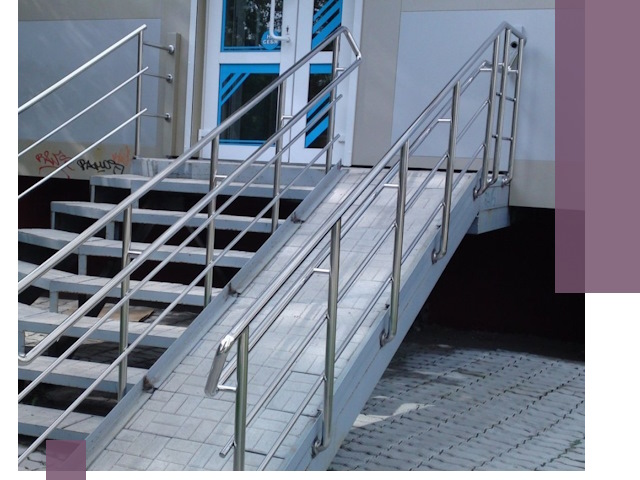 Пандус на крыльцо под ключ в Мурманске: монтаж и изготовление