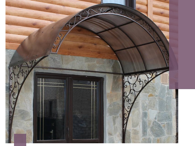 Арочные козырьки под ключ в Мурманске: изготовление и монтаж