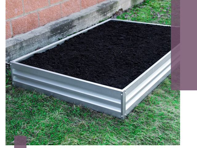 Металлические бордюры для грядок в Мурманске: прочность и аккуратность